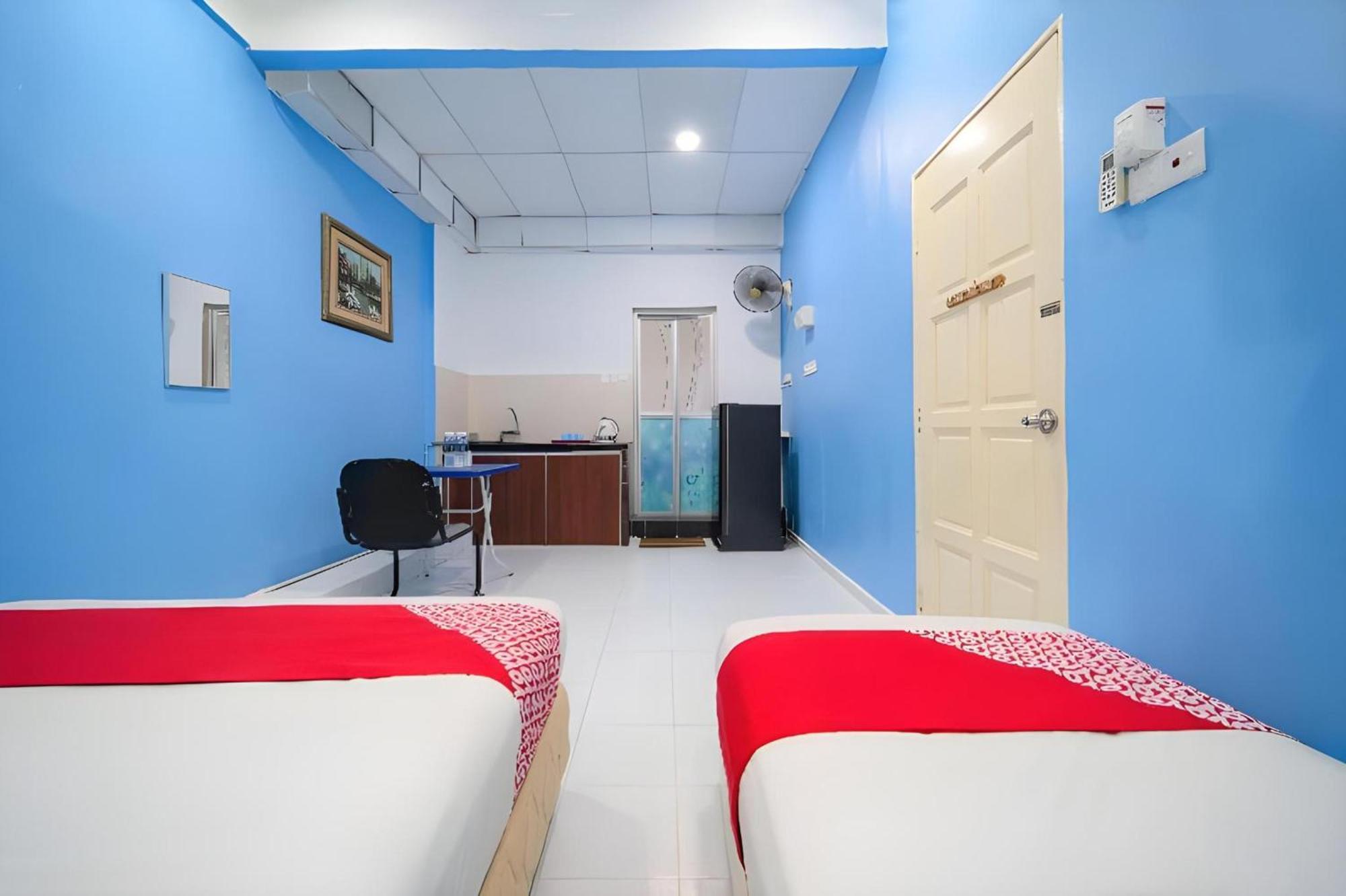 Super Oyo 89807 My Budget Home Batu Feringgi Buitenkant foto