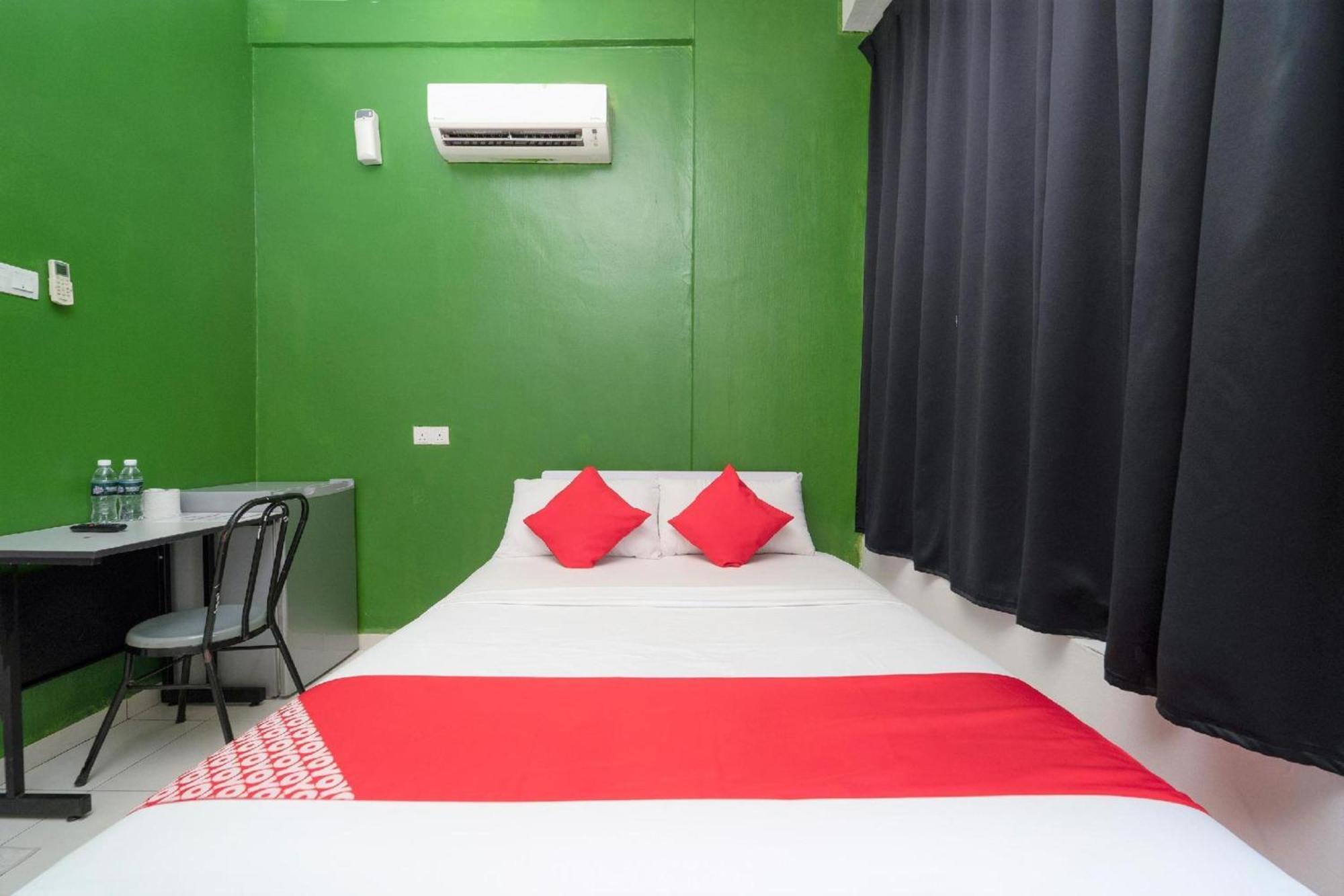 Super Oyo 89807 My Budget Home Batu Feringgi Buitenkant foto